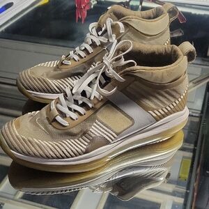 Mens 10.5 Nike LeBron Icon QS x John Elliott "Parachute Beige" sneaker. 